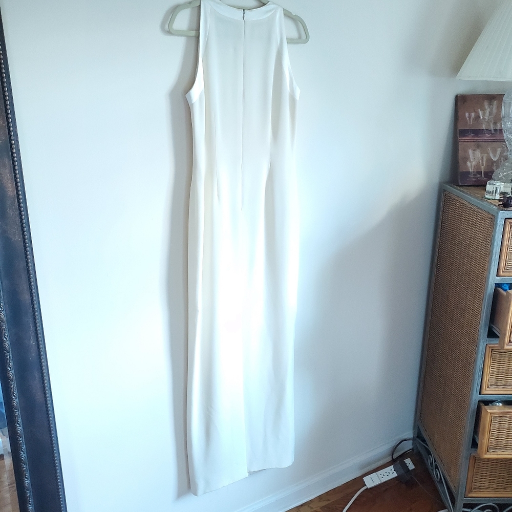 White Maxi Long - Sleeveless Classic Sheath Dress Gown - Picture 13 of 15